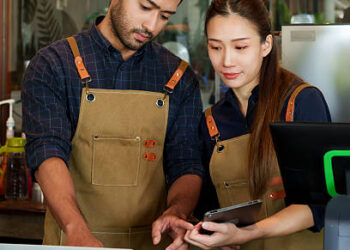 Hotel Waiters/Waitress Jobs Available in the UK: Requirements, Application Process, Salaries, and Visa Opportunities for foreign Workers